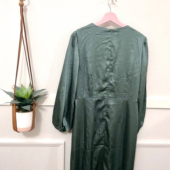 NWT Veiled Collection Green Long Sleeve Dress Size L - Picture 7 of 9
